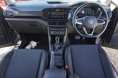 2023 VOLKSWAGEN T-CROSS, Blue metallic, 31000Kms, Automatic, , Petrol, R319 900, Wingfield Motors Kuilsriver