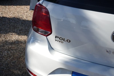 2024 VOLKSWAGEN POLO VIVO, White, 31000Kms, Manual, Hatchback, Petrol, R239 900, Wingfield Motors Kuilsriver