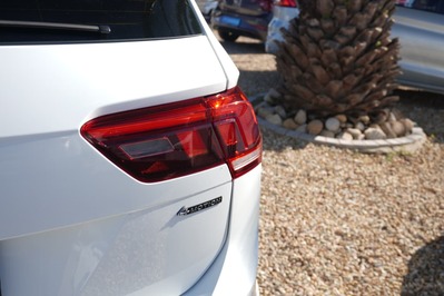 2024 VOLKSWAGEN TIGUAN, White, 43000Kms, Automatic, SUV, Diesel, R679 900, Wingfield Motors Kuilsriver