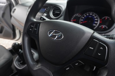 2017 HYUNDAI i10, White, 151720Kms, Manual, Hatchback, Petrol, R134 900, Wingfield Motors Kuilsriver