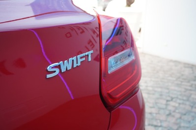 2021 SUZUKI SWIFT, Red, 40500Kms, Manual, Hatchback, Petrol, R189 900, Wingfield Motors Kuilsriver