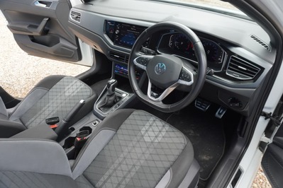 2025 VOLKSWAGEN POLO, White, 25548Kms, Automatic, Hatchback, Petrol, R429 900, Wingfield Motors Kuilsriver