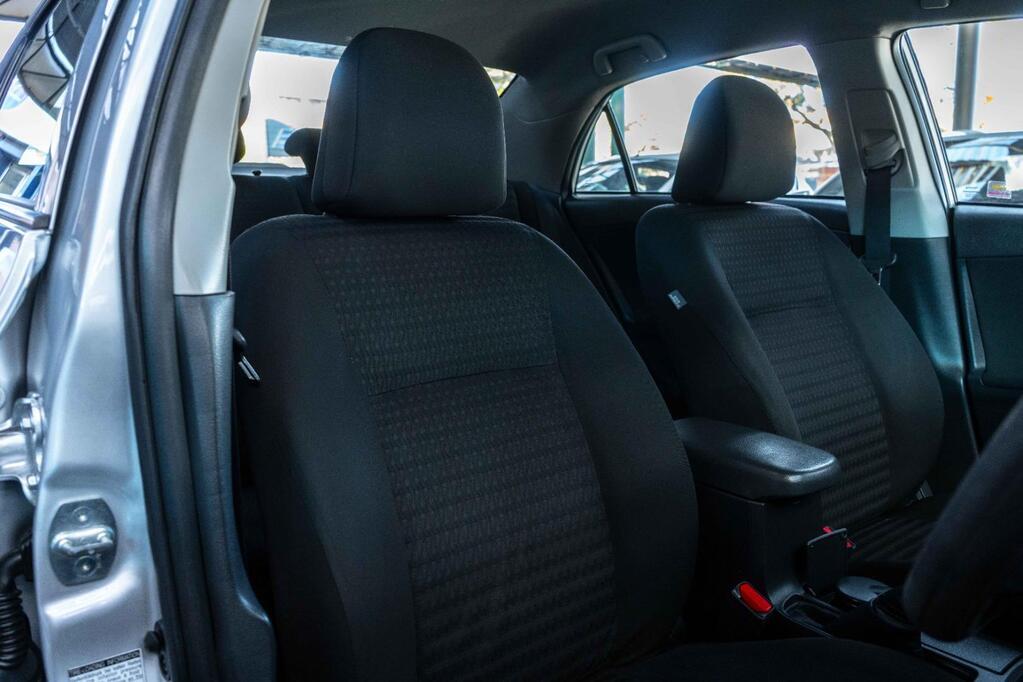 TOYOTA COROLLA COROLLA 1.3 PROFESSIONAL - 12