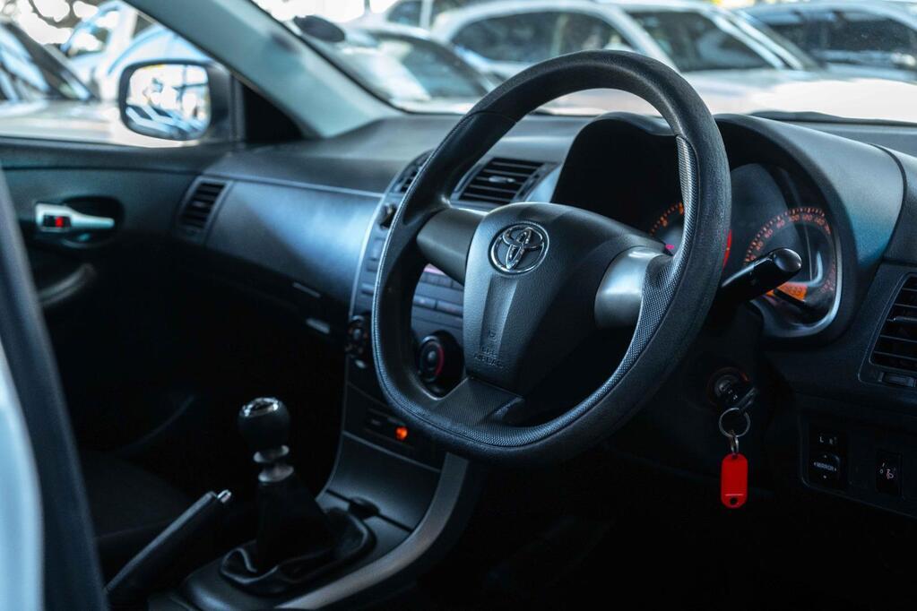 TOYOTA COROLLA COROLLA 1.3 PROFESSIONAL - 13