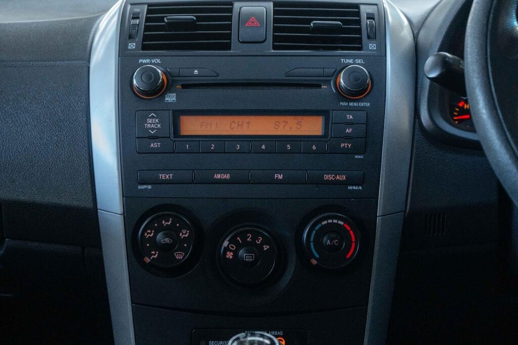 TOYOTA COROLLA COROLLA 1.3 PROFESSIONAL - 16