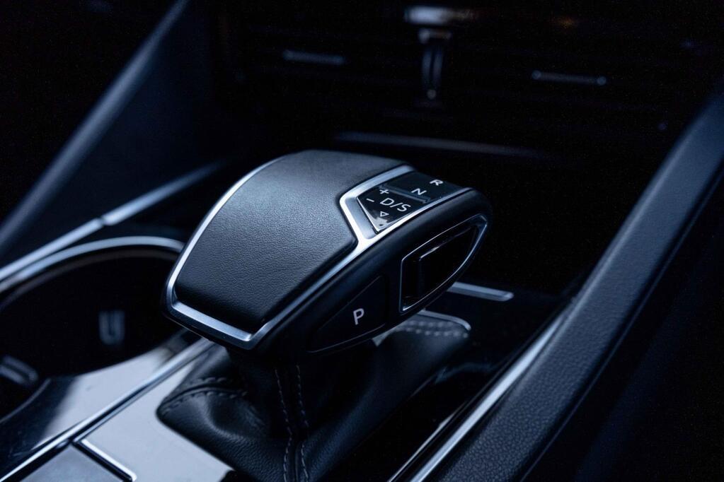 VOLKSWAGEN TOUAREG TOUAREG 3.0 TDI V6 EXECUTIVE