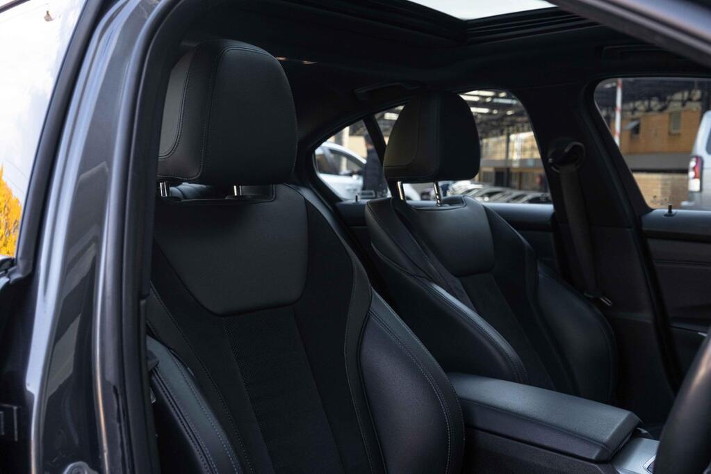 BMW 3 SERIES 320i M SPORT A/T (G20)