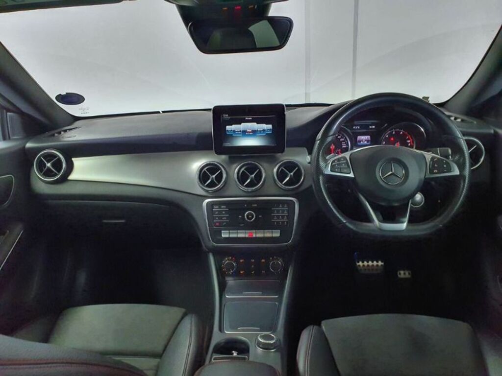 MERCEDES-BENZ CLA CLA200 AMG A/T