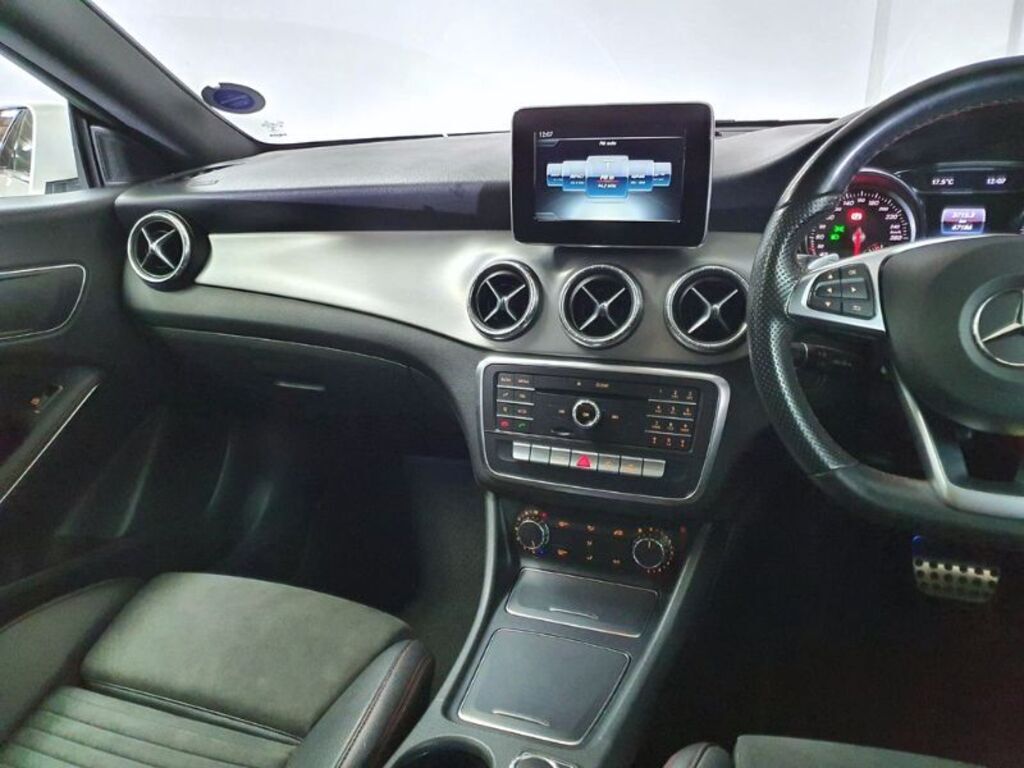 MERCEDES-BENZ CLA CLA200 AMG A/T