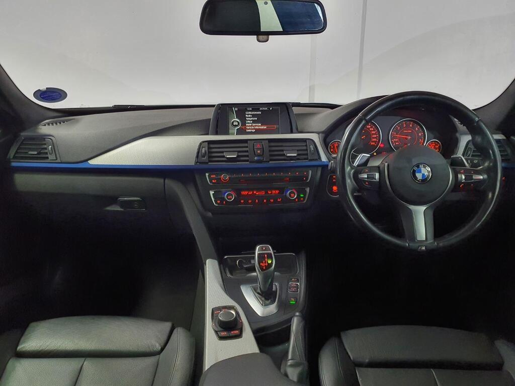 BMW 3 SERIES 335i M SPORT A/T (F30) - 9