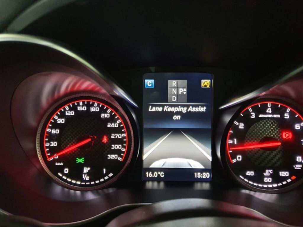 MERCEDES-BENZ C CLASS C63 AMG S - 11