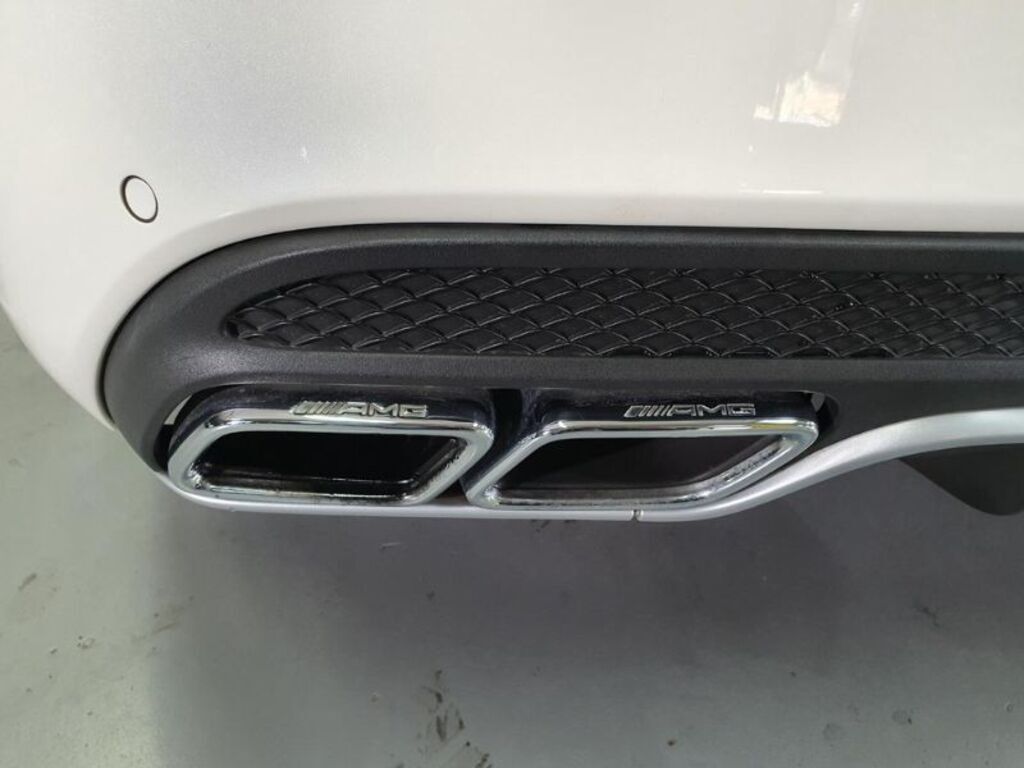 MERCEDES-BENZ C CLASS C63 AMG S - 17