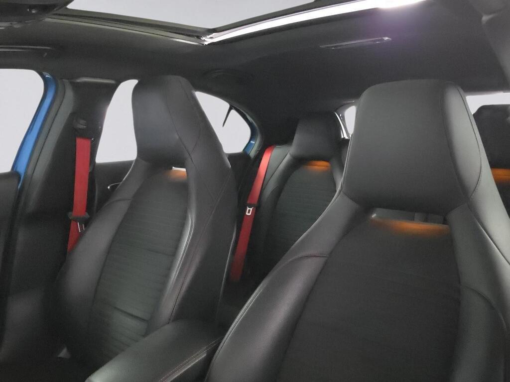 MERCEDES-BENZ A CLASS AMG A45 4MATIC - 5