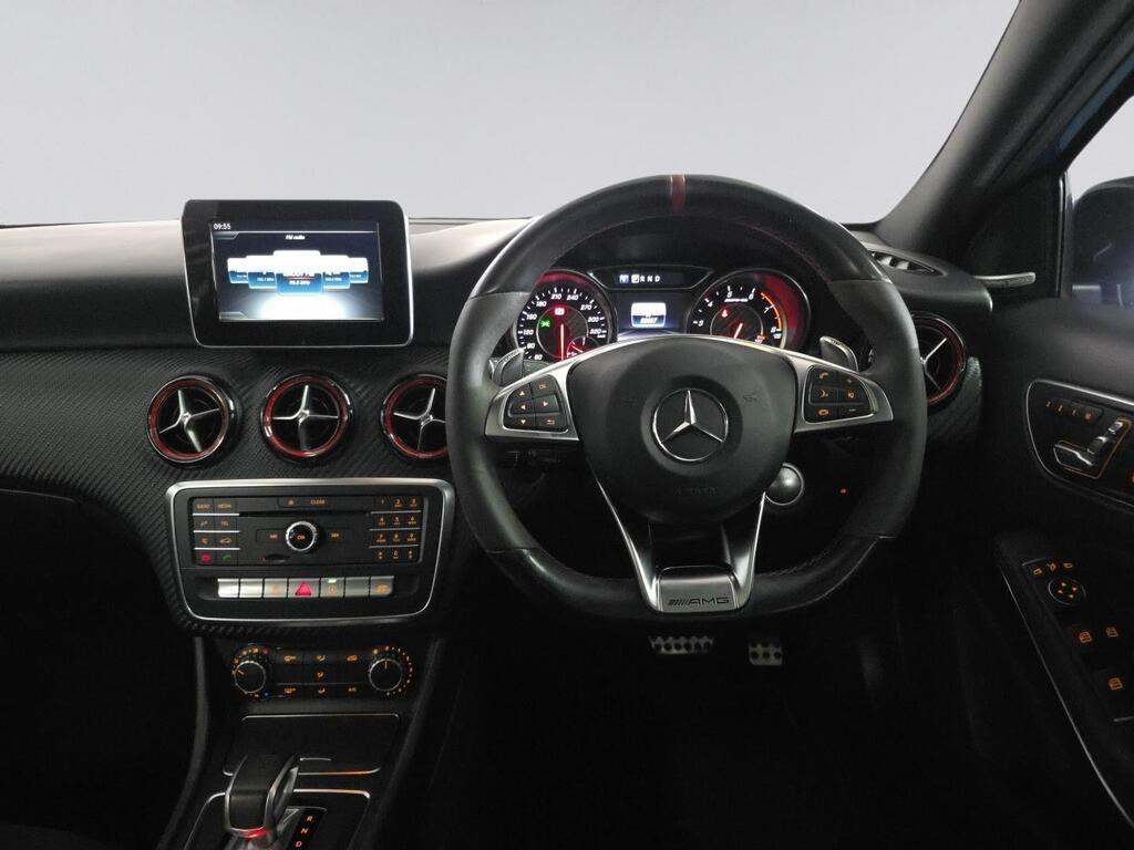 MERCEDES-BENZ A CLASS AMG A45 4MATIC - 7