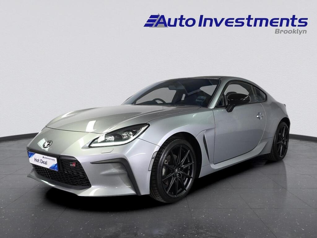 TOYOTA 86 GR86 2.4 - 1
