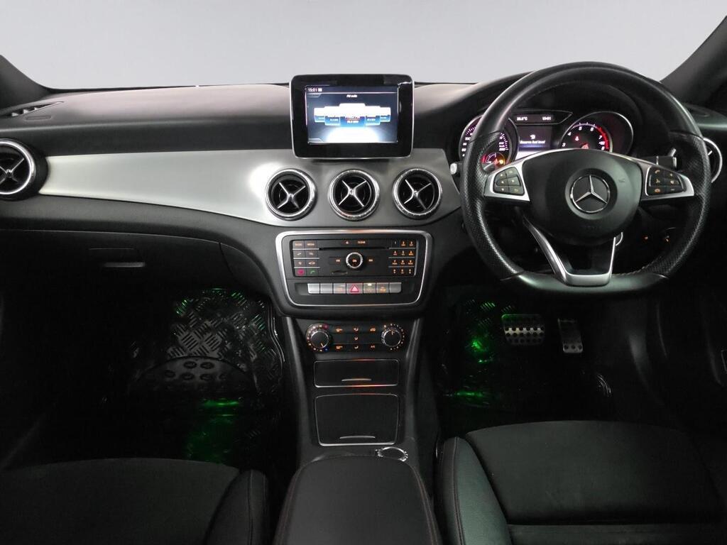 MERCEDES-BENZ CLA CLA200 AMG A/T - 6