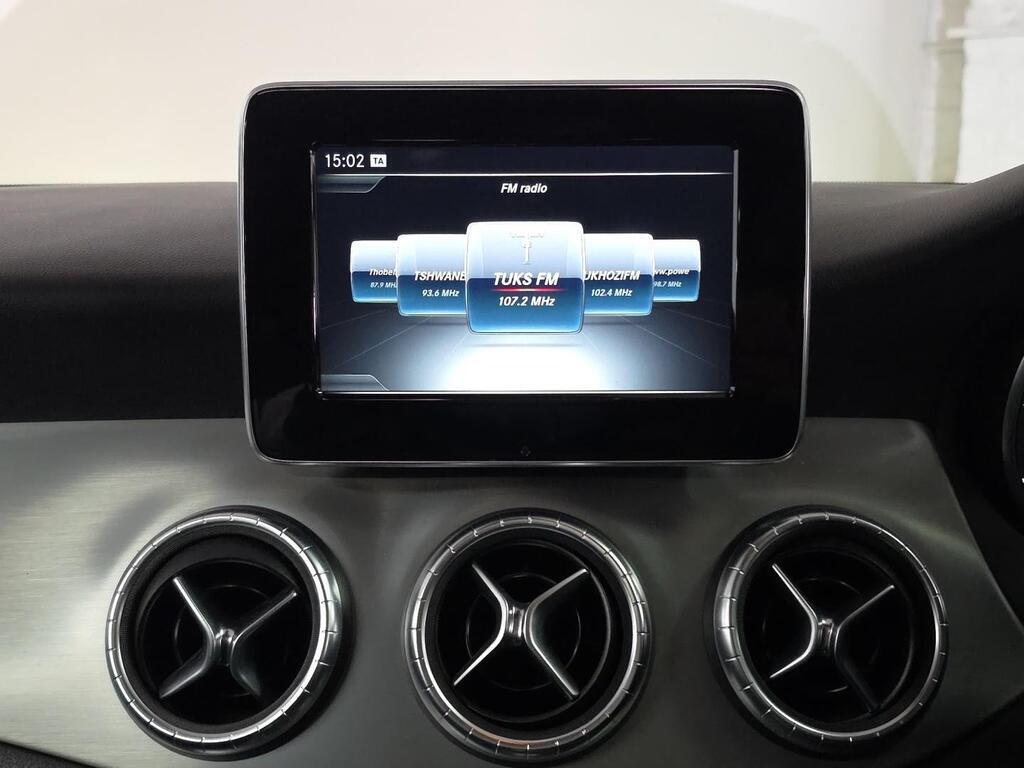 MERCEDES-BENZ CLA CLA200 AMG A/T - 8