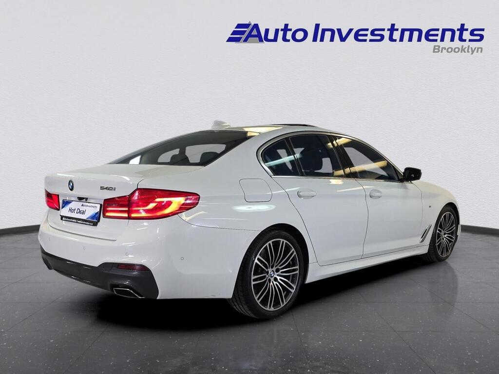 BMW 5 SERIES 540i M SPORT A/T (G30) - 4