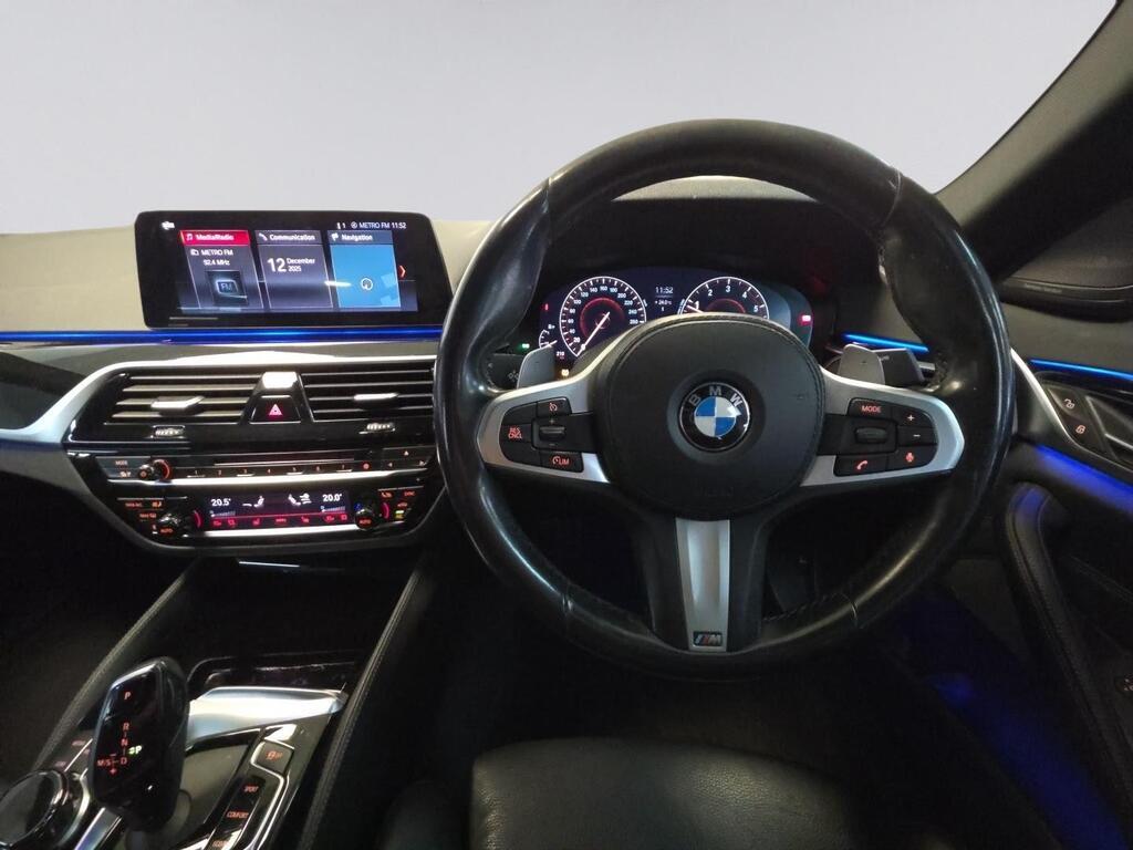 BMW 5 SERIES 540i M SPORT A/T (G30) - 8