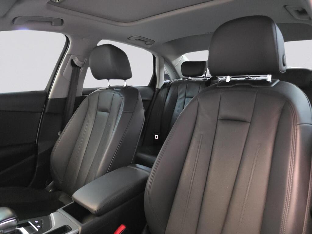 AUDI A4 A4 2.0T FSI DESIGN STRONIC (B9)