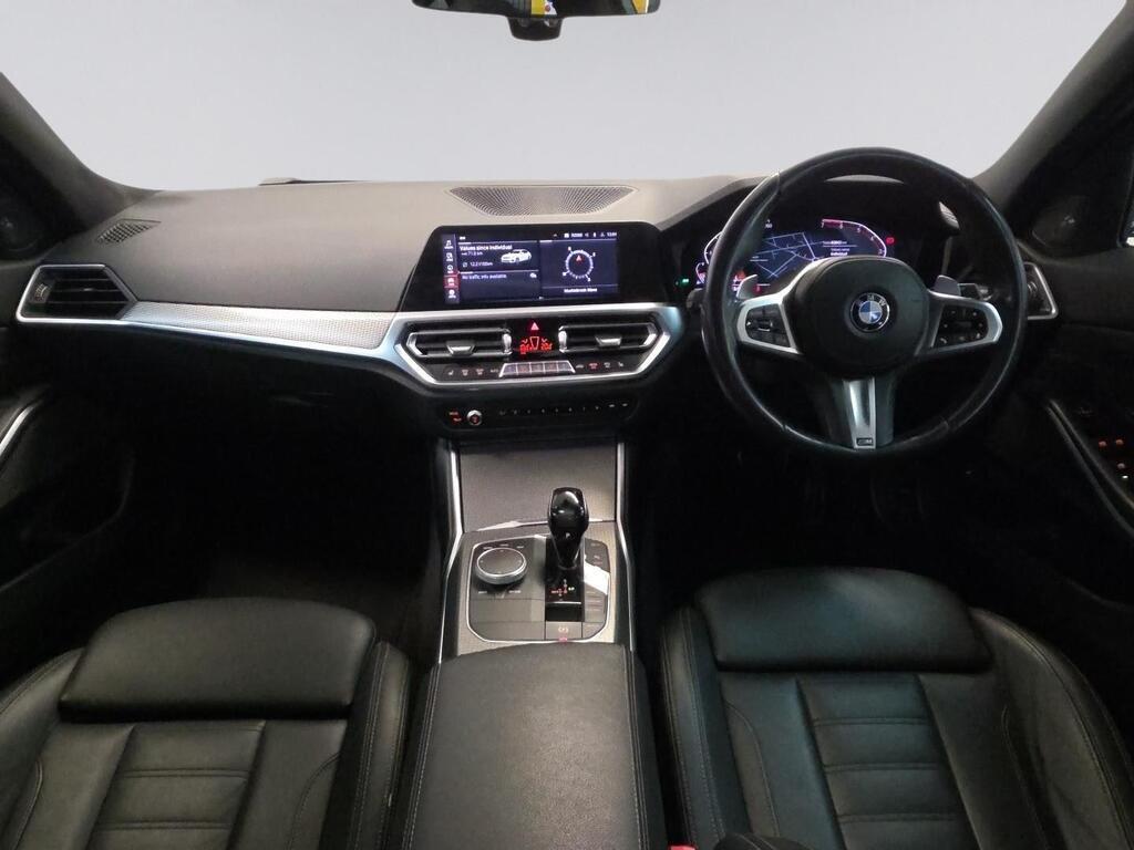 BMW 3 SERIES 330i M SPORT LAUNCH EDITION A/T (G20) - 5