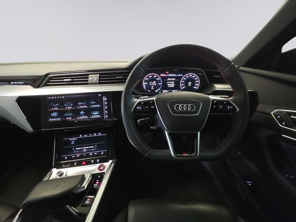 AUDI E-TRON e-TRON S SPORTBACK - 8