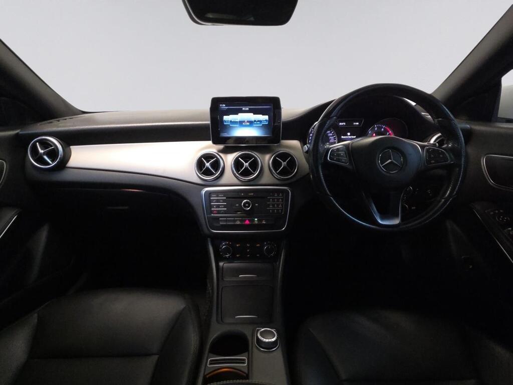 MERCEDES-BENZ CLA CLA200 A/T - 6