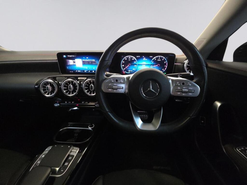 MERCEDES-BENZ CLA CLA200 A/T - 7