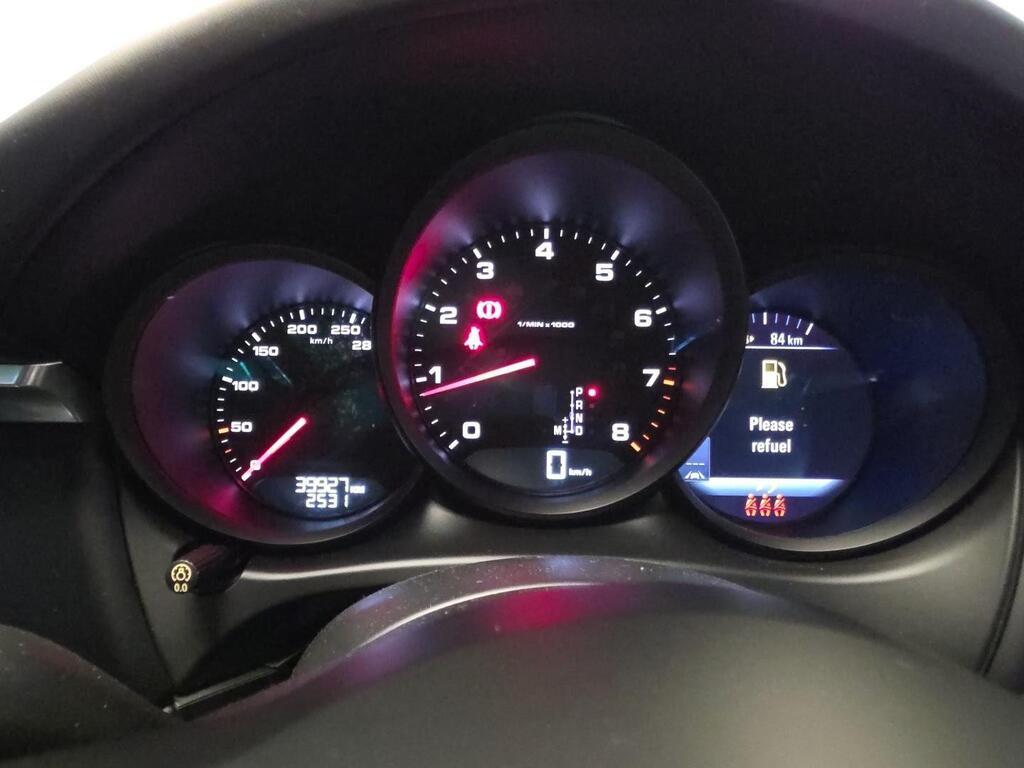 PORSCHE MACAN MACAN - 10