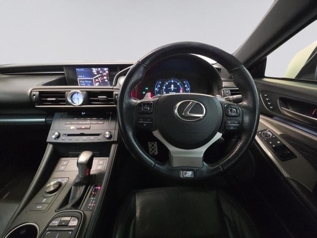 LEXUS IS RC 350 F- SPORT V6 - 8