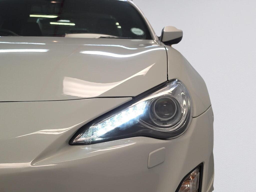 TOYOTA 86 86 2.0 HIGH - 13