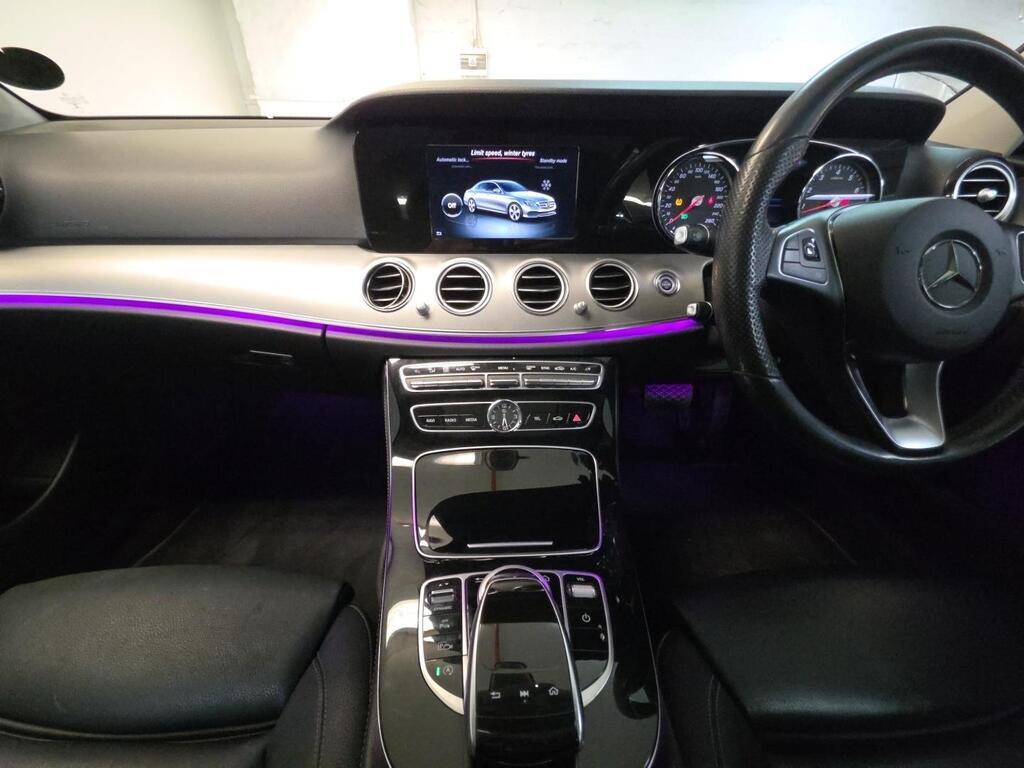MERCEDES-BENZ E CLASS E 250 AVANTGARDE - 16