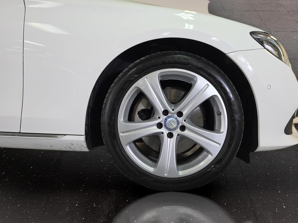MERCEDES-BENZ E CLASS E 250 AVANTGARDE - 9