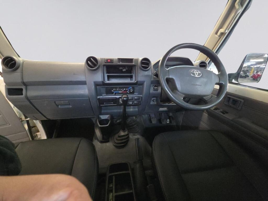 TOYOTA LAND CRUISER PICK UP LAND CRUISER 79 4.2D P/U S/C - 9