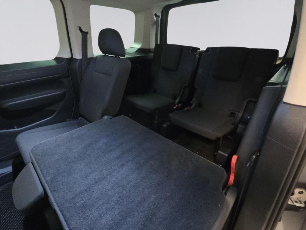 VOLKSWAGEN CADDY CADDY KOMBI 1.6i (7 SEAT) - 12