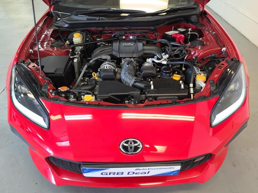 TOYOTA 86 GR86 2.4 - 13