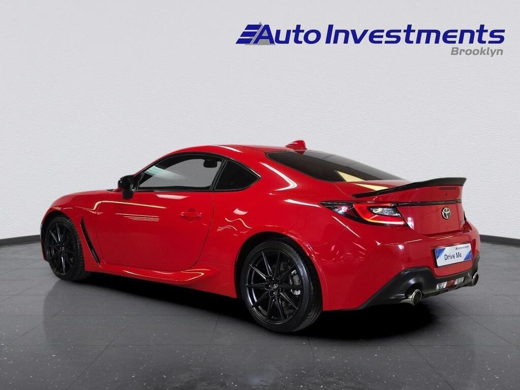 TOYOTA 86 GR86 2.4 - 5