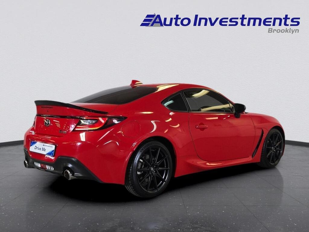 TOYOTA 86 GR86 2.4 - 7