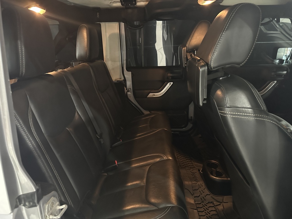 2014 JEEP WRANGLER 2.8 CRD UNLTD SAHARA A/T thumbnail 4