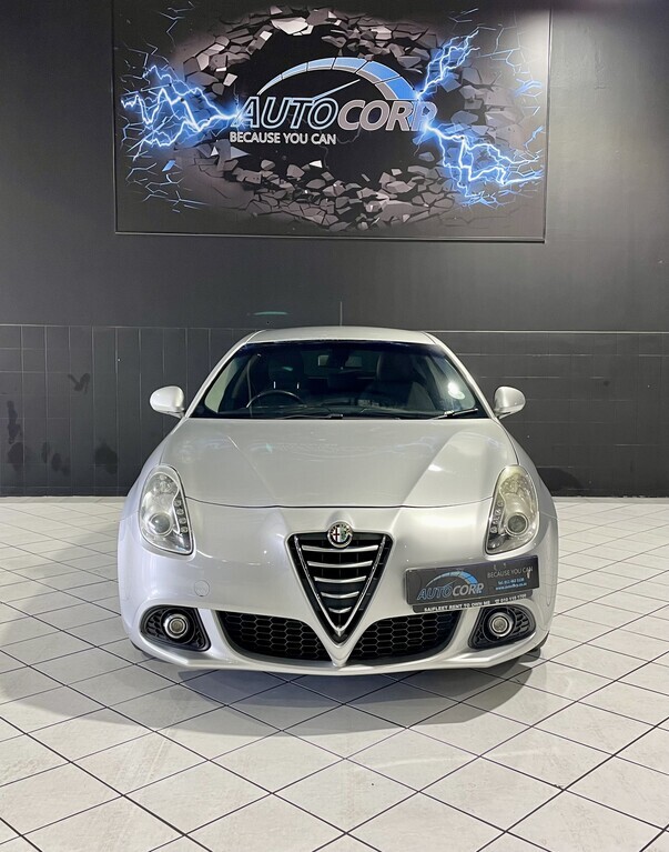 2016 ALFA ROMEO GIULIETTA 1.4T DISTINCTIVE 5Dr thumbnail 2