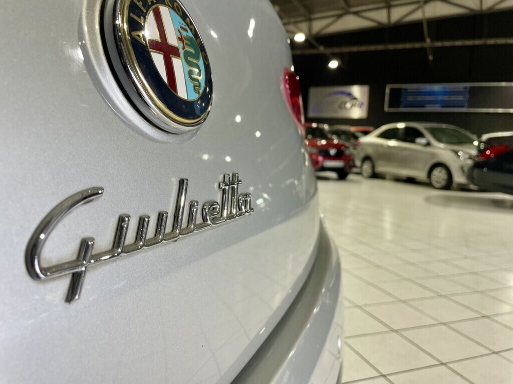 2016 ALFA ROMEO GIULIETTA 1.4T DISTINCTIVE 5Dr thumbnail 6