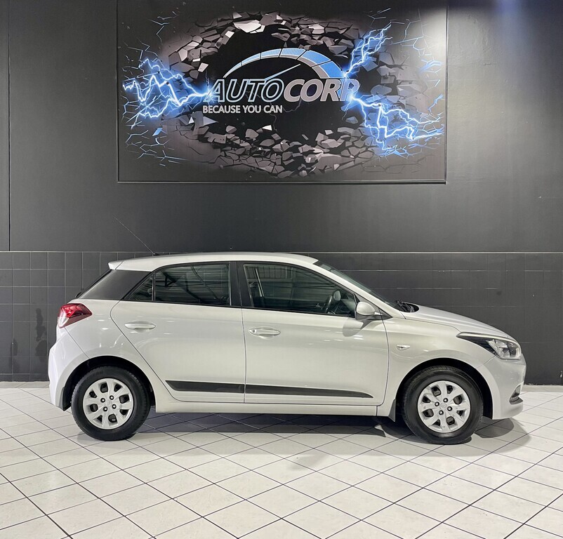 2018 HYUNDAI i20 1.2 MOTION thumbnail 3