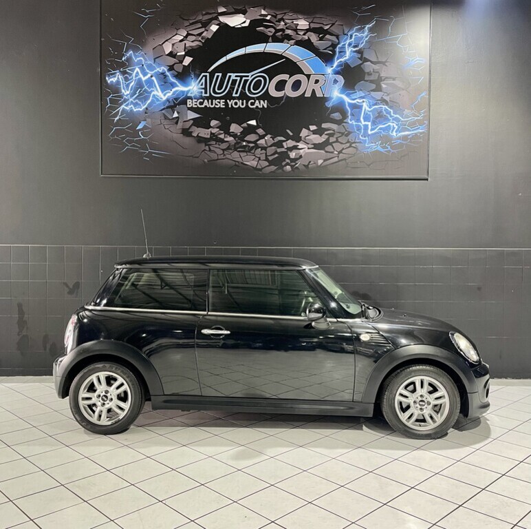 2014 MINI COOPER thumbnail 3