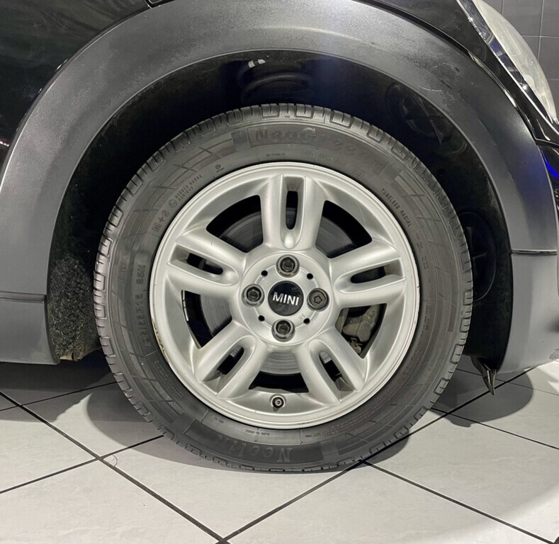 2014 MINI COOPER thumbnail 7