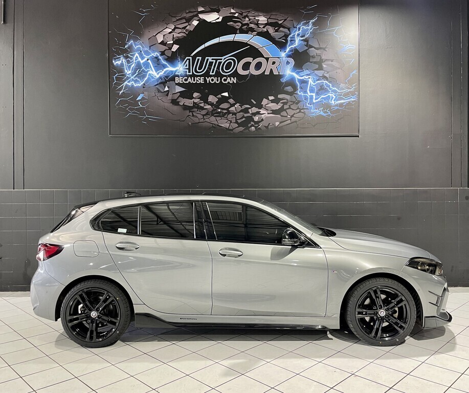 2022 BMW 118i M SPORT A/T (F40) thumbnail 3