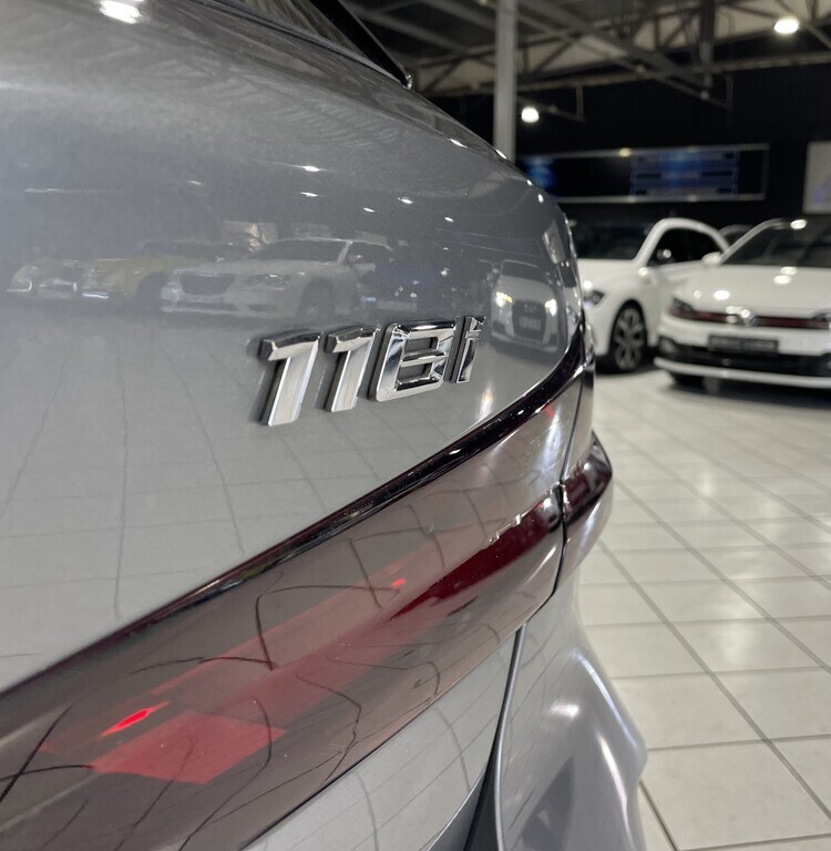 2022 BMW 118i M SPORT A/T (F40) thumbnail 6