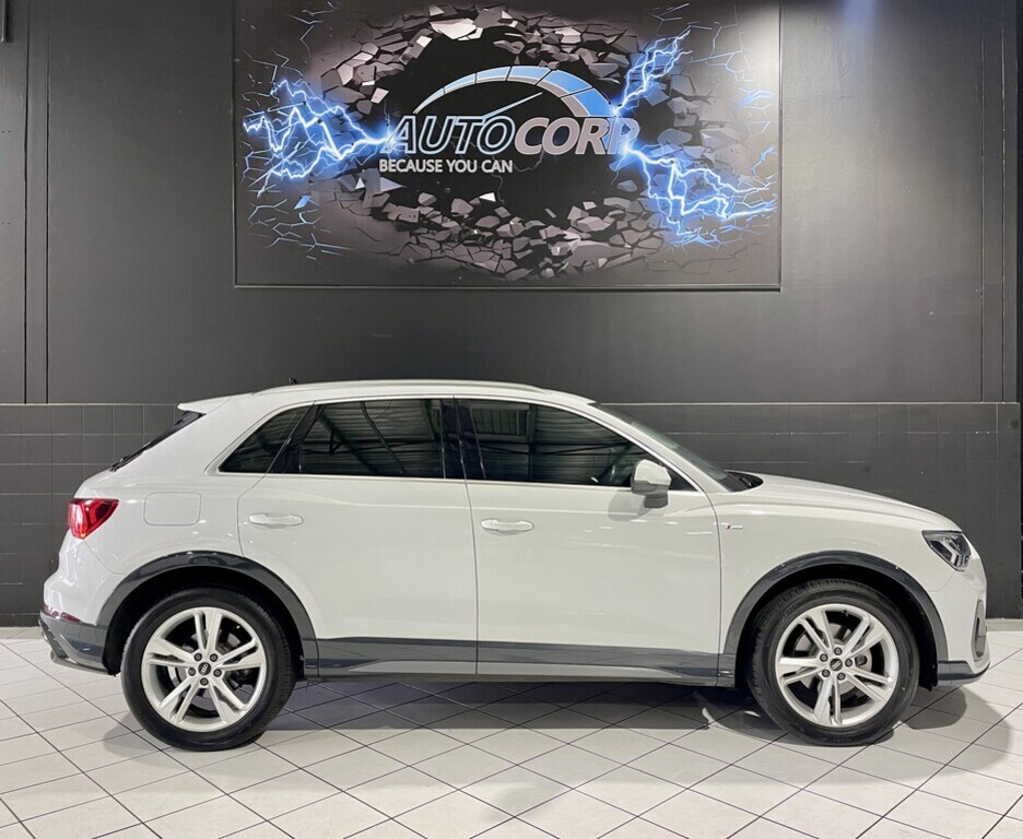 2022 AUDI Q3 35 TFSI S TRONIC S LINE thumbnail 3