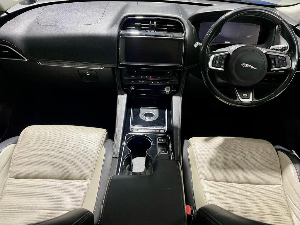 2018 JAGUAR F-PACE 2.0 i4D AWD R-SPORT thumbnail 10
