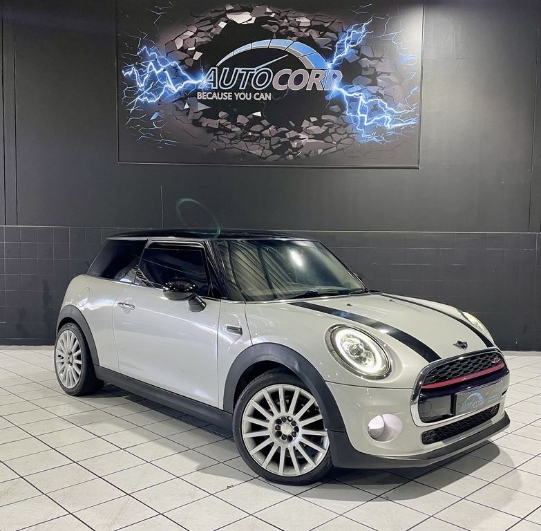 2015 MINI COOPER