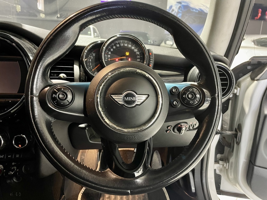 2015 MINI COOPER thumbnail 8